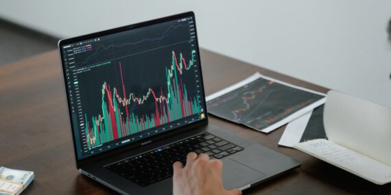 Dogecoin ve Shiba Inu analizi: Sıradaki teknik hedefler ve önemli seviyeler